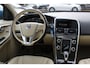 Volvo XC60 2.0 T5 FWD Summum / Trekhaak / Beige Leder / Navigatie / 18'' / Parkeerhulp V+A / Bliss / Stoelverwarming / Elektr. Bestuurdersstoel / Cruise Control