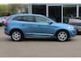 Volvo XC60 2.0 T5 FWD Summum / Trekhaak / Beige Leder / Navigatie / 18'' / Parkeerhulp V+A / Bliss / Stoelverwarming / Elektr. Bestuurdersstoel / Cruise Control