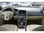 Volvo XC60 2.0 T5 FWD Summum / Trekhaak / Beige Leder / Navigatie / 18'' / Parkeerhulp V+A / Bliss / Stoelverwarming / Elektr. Bestuurdersstoel / Cruise Control