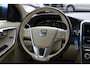 Volvo XC60 2.0 T5 FWD Summum / Trekhaak / Beige Leder / Navigatie / 18'' / Parkeerhulp V+A / Bliss / Stoelverwarming / Elektr. Bestuurdersstoel / Cruise Control