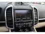 Porsche Cayenne 3.0 S E-Hybrid / Trekhaak / Panoramadak / Luxe Leder / Luchtvering / Bose / 21'' / Keyless / Sportchrono / Stuurverwarming / Stoelventilatie / Stoelverwarming 4x / DAB / ACC
