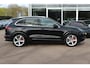Porsche Cayenne 3.0 S E-Hybrid / Trekhaak / Panoramadak / Luxe Leder / Luchtvering / Bose / 21'' / Keyless / Sportchrono / Stuurverwarming / Stoelventilatie / Stoelverwarming 4x / DAB / ACC