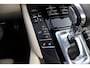 Porsche Cayenne 3.0 S E-Hybrid / Trekhaak / Panoramadak / Luxe Leder / Luchtvering / Bose / 21'' / Keyless / Sportchrono / Stuurverwarming / Stoelventilatie / Stoelverwarming 4x / DAB / ACC