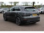 Porsche Cayenne 3.0 E-Hybrid / Trekhaak / Panoramadak / Camera / Luchtvering / 22'' / Sportchrono / Bose / Stoelventilatie+Verwarming / Cruise Control