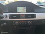 BMW 3-Serie 318i Luxury Line NAVI*LEDER*CRUISE*