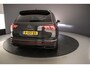 Volkswagen Tiguan R-Line Business+ 1.5 TSI 150pk DSG Automaat Trekhaak, Panoramadak, Adaptive cruise control, Black style, Achteruitrijcamera, LED matrix koplampen