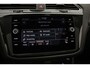 Volkswagen Tiguan R-Line Business+ 1.5 TSI 150pk DSG Automaat Trekhaak, Panoramadak, Adaptive cruise control, Black style, Achteruitrijcamera, LED matrix koplampen