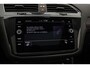 Volkswagen Tiguan R-Line Business+ 1.5 TSI 150pk DSG Automaat Trekhaak, Panoramadak, Adaptive cruise control, Black style, Achteruitrijcamera, LED matrix koplampen