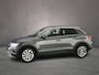Volkswagen T-Roc Life 1.0 TSI 110pk Adaptive cruise control, Achteruitrijcamera, LED koplampen, App connect, Parkeersensoren, Bluetooth, Airco, DAB, Radio