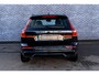 Volvo XC60 2.0 T6 Plug-in Hybrid AWD Ultra Black Edition | PHEV Long Range | Trekhaak | 360 Graden Camera | Gelamineerd Glas | Panoramadak | Head-up Display | Cruise Control Adaptief | Harman Kardon Audio | Sportstoelen
