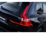 Volvo XC60 2.0 T6 Plug-in Hybrid AWD Ultra Black Edition | PHEV Long Range | Trekhaak | 360 Graden Camera | Gelamineerd Glas | Panoramadak | Head-up Display | Cruise Control Adaptief | Harman Kardon Audio | Sportstoelen