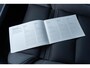 Volvo XC60 2.0 T6 Plug-in Hybrid AWD Ultra Black Edition | PHEV Long Range | Trekhaak | 360 Graden Camera | Gelamineerd Glas | Panoramadak | Head-up Display | Cruise Control Adaptief | Harman Kardon Audio | Sportstoelen