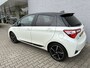 Toyota Yaris 1.5 Hybrid Bi-Tone Plus Automaat 5-deurs | Navi | NL auto