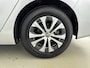 Toyota Prius 1.8 Hybrid Dynamic | NL-Auto | JBL-Audio | Navigatie | Dodehoek-Detectie |