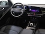 Kia Niro EV Air 64.8 kWh | Stoel/Stuurverwarming | Led Koplampen | Parkeercamera | Navigatie | Dodehoekdetectie |