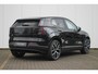 Volvo EX30 Twin Motor Perf Ultra Black Ed Euro 69 kWh | Panoramadak | Verwarmbare voorstoelen en stuurwiel | Premium audio by Harman Kardon | Rondomzicht camera | Apple Carplay/Android Auto | Adaptieve Cruise Control | Keyless Entry | Elektrisch Bedienbare Achterklep