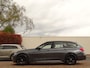 BMW 3-Serie Touring 318i Executive M-Sport | All-Black | Or.NL- NAP
