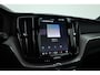 Volvo XC60 T8 Plug-in hybrid Plus Black Edition Luchtvering | Stoelventilatie | Elek. Trekhaak | Pano | Memroy seats | H&K Audio