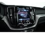 Volvo XC60 T8 Plug-in hybrid Plus Black Edition Luchtvering | Stoelventilatie | Elek. Trekhaak | Pano | Memroy seats | H&K Audio