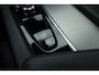 Volvo XC60 T8 Plug-in hybrid Plus Black Edition Luchtvering | Stoelventilatie | Elek. Trekhaak | Pano | Memroy seats | H&K Audio