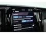 Volvo XC60 T8 Plug-in hybrid Plus Black Edition Luchtvering | Stoelventilatie | Elek. Trekhaak | Pano | Memroy seats | H&K Audio