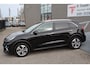 Kia Niro EV e-Niro DynamicPlusLine 39 kWh Panoramadak/Stoelverwarming/stuurverwarming/Lane assist/Apple carplay/Achteruitrijcamera/DAB radio/Cruise control/Navigatie