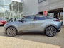 Toyota C-HR / C-HR+ Executive AWD 77 kWh NIEUW&DIRECT LEVERBAAR! PANODAK BLIND-SPOT P-SENSOREN 360°CAMERA STOEL/STUURVERW. WARMTEPOMP EL-ACHTERKLEP