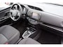 Toyota Yaris 1.5 Hybrid Achteruitrijcamera/Lane assist/Cruise control/Navigatie/Bluetooth/Licht metalen velgen