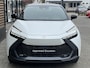 Toyota C-HR / C-HR+ 1.8 Hybrid 140 Bi-Tone | Elek. achterklep | Stuur/stoelverwarm.