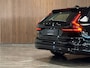 Volvo V90 T6 AWD Recharge R-Design | Schuifdak | Trekhaak | Harman Kardon | Adaptieve Cruise Control | Standkachel met Volvo On Call App | Stoelverwarming voor+achter | Stuurwielverwarming | Pilot Assist | BLIS Dode Hoek Detectie | Parkeercamera | Elektrische voorstoelen geheugen | Lederen bekleding | Zitting verlenging voorstoelen | 18 Inch | Keyless Drive | Parkeersensoren voor+achter | Elektrisch bedienbare achterklep | DAB Radio | Apple Carplay/Android Auto | Volvo On Call met mobiele App functie | Onyx Black Metallic |