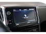 Peugeot 2008 1.2 PureTech Blue Lion | Navi | Cruise | PDC Achter | Apple Carplay & Android Auto | DAB |