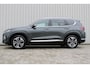 Hyundai Santa Fe 2.4 GDI Premium | Incl. 12 maanden garantie | 7. persoons | Apple carplay/Android auto | Cruise control | Schuif/kantel dak | 360° camera | Elektrisch verstelbare voorstoelen | Afneembare trekhaak |