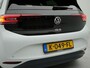 Volkswagen ID.3 First Plus 58 kWh | SoH 94,3% | Apple carplay | Navigatie | Achteruitrij camera | Parkeersensoren voor en achter | Voorstoelen verwarmd | Wifi | Spraakbediening |