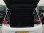 Volkswagen ID.3 First Plus 58 kWh | SoH 94,3% | Apple carplay | Navigatie | Achteruitrij camera | Parkeersensoren voor en achter | Voorstoelen verwarmd | Wifi | Spraakbediening |
