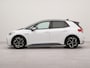 Volkswagen ID.3 First Plus 58 kWh | SoH 94,3% | Apple carplay | Navigatie | Achteruitrij camera | Parkeersensoren voor en achter | Voorstoelen verwarmd | Wifi | Spraakbediening |