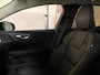 Volvo V60 T6 AWD Recharge Ultra Dark | Trekhaak | 360° Camera | Schuifdak | Head-Up Display | Harman Kardon | 19 Inch | Adaptieve Cruise Control | Stoelverwarming voor+achter | Stuurwielverwarming | Full LED Meesturende koplampen | Pilot Assist | BLIS Dode Hoek Detectie | Elektrische voorstoelen geheugen | Lederen bekleding | Zitting verlenging voorstoelen | Lederen dashboard | Google Infotainment | Keyless Drive | Parkeersensoren voor+achter | Privacy Glass | Elektrisch bedienbare achterklep | DAB Radio | Apple Carplay/Android Auto | Volvo On Call met mobiele App functie | Onyx Black Metallic |