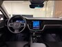Volvo V60 T6 AWD Recharge Ultra Dark | Trekhaak | 360° Camera | Schuifdak | Head-Up Display | Harman Kardon | 19 Inch | Adaptieve Cruise Control | Stoelverwarming voor+achter | Stuurwielverwarming | Full LED Meesturende koplampen | Pilot Assist | BLIS Dode Hoek Detectie | Elektrische voorstoelen geheugen | Lederen bekleding | Zitting verlenging voorstoelen | Lederen dashboard | Google Infotainment | Keyless Drive | Parkeersensoren voor+achter | Privacy Glass | Elektrisch bedienbare achterklep | DAB Radio | Apple Carplay/Android Auto | Volvo On Call met mobiele App functie | Onyx Black Metallic |