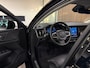 Volvo V60 T6 AWD Recharge Ultra Dark | Trekhaak | 360° Camera | Schuifdak | Head-Up Display | Harman Kardon | 19 Inch | Adaptieve Cruise Control | Stoelverwarming voor+achter | Stuurwielverwarming | Full LED Meesturende koplampen | Pilot Assist | BLIS Dode Hoek Detectie | Elektrische voorstoelen geheugen | Lederen bekleding | Zitting verlenging voorstoelen | Lederen dashboard | Google Infotainment | Keyless Drive | Parkeersensoren voor+achter | Privacy Glass | Elektrisch bedienbare achterklep | DAB Radio | Apple Carplay/Android Auto | Volvo On Call met mobiele App functie | Onyx Black Metallic |