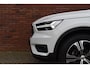 Volvo XC40 T3 163PK Automaat Business Pro | Trekhaak | 19'' | Audio & Park Assist Pack | Climate Pack |