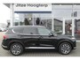 Hyundai Santa Fe 1.6 T-GDI PHEV Premium Plus Sky 7p. TREKHAAK AFNEEMBAAR (1.350KG), PANO, 360° CAMERA, HUD, MEMORY, WINTER PACK, ADAPT. CRUISE, CLIMA, NAVI, PDC V&A, APPLE CARPLAY/ANDROID AUTO, BLIS, KEYLESS, KRELL, ELEKT. ACHTERKLEP, ELEKT. PASSAGIERSSTOEL, STOELVENTILATIE, 39.152KM
