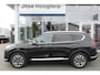Hyundai Santa Fe 1.6 T-GDI PHEV Premium Plus Sky 7p. TREKHAAK AFNEEMBAAR (1.350KG), PANO, 360° CAMERA, HUD, MEMORY, WINTER PACK, ADAPT. CRUISE, CLIMA, NAVI, PDC V&A, APPLE CARPLAY/ANDROID AUTO, BLIS, KEYLESS, KRELL, ELEKT. ACHTERKLEP, ELEKT. PASSAGIERSSTOEL, STOELVENTILATIE, 39.152KM