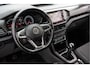 Volkswagen T-Cross 1.0 TSI Life Climate control/ Blindspot/ Adapt. cruise/ Navigatie/ Carplay