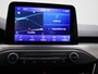 Ford Focus 1.0 EcoBoost Titanium Business | Afn. Trekhaak | Stoel- & Stuurwielverwarming | Camera | Keyless | Licht- & Regensensor | Full-Map Navigatie | Voorruit Verwarmd | 16" LMV | Cruise Control & Snelheidsbegrenzer | Apple Carplay & Android Auto