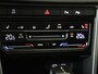 Volkswagen T-Roc 1.5 TSI Style | Panoramadak | Keyless | Achteruitrijcamera | Navigatie | Adaptieve cruise control | Parkeerassistent | Stoelverwarming |