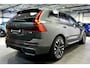 Volvo XC60 2.0 T8 AWD 335kW/456pk Aut8 Plug-in hybrid Ultra Dark LUCHTVERING + PANORAMADAK + HARMAN/KARDON + ADAPT.CRUISE + GOOGLE DASH + HEAD-UP + LANE ASSIST + STOEL-&STUURVERWARMING + 360 CAMERA + PARKSENSOREN V&A + 21" LM-VELGEN!!