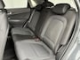 Hyundai Kona Electric EV Comfort Smart 39 kWh automaat / SOH 100% / Fabrieksgarantie t/m 2-2027 / 8 jaar Batterijgarantie / Volledig onderhouden / Stoel-/Stuurverwarming / Achteruitrijcamera / Navigatie / Apple Carplay/Android Auto /