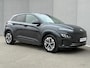 Hyundai Kona Electric EV Comfort Smart 39 kWh automaat / SOH 100% / Fabrieksgarantie t/m 2-2027 / 8 jaar Batterijgarantie / Volledig onderhouden / Stoel-/Stuurverwarming / Achteruitrijcamera / Navigatie / Apple Carplay/Android Auto /