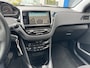 Peugeot 208 1.2 VTi Envy | Climate | Navi | Parkeersensor | Inklap spiegels