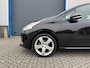 Peugeot 208 1.2 VTi Envy | Climate | Navi | Parkeersensor | Inklap spiegels