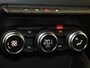 Renault Captur 1.6 E-Tech Plug-in Hybrid 160 Intens | Apple Carplay/Android | cruise control | electronic climate control | lederen/stof bekleding | LED koplampen | lichtmetalen velgen 17" | navigatiesysteem full map |